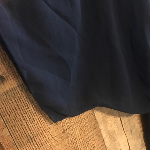 Myan Boutique Brand Cape Sleeved Mini - Picture 5 of 6